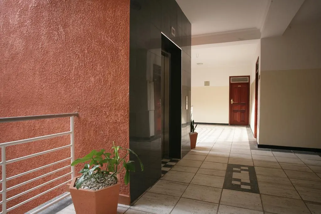 ****  Hotel Triangle Kampala Uganda